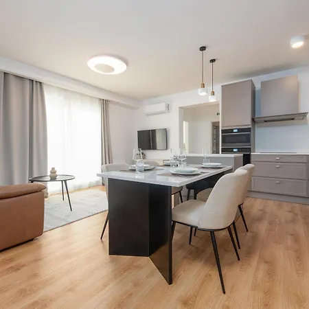 Apartmán & Niko Sukošan
