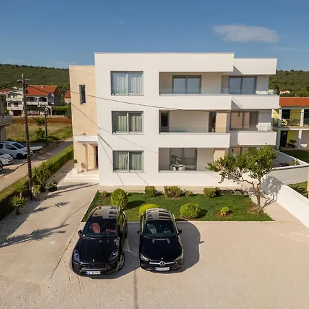 Niko Appartement *
