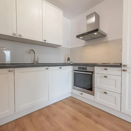 & Niko Apartment