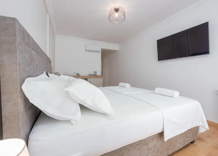 Διαμέρισμα & Niko *