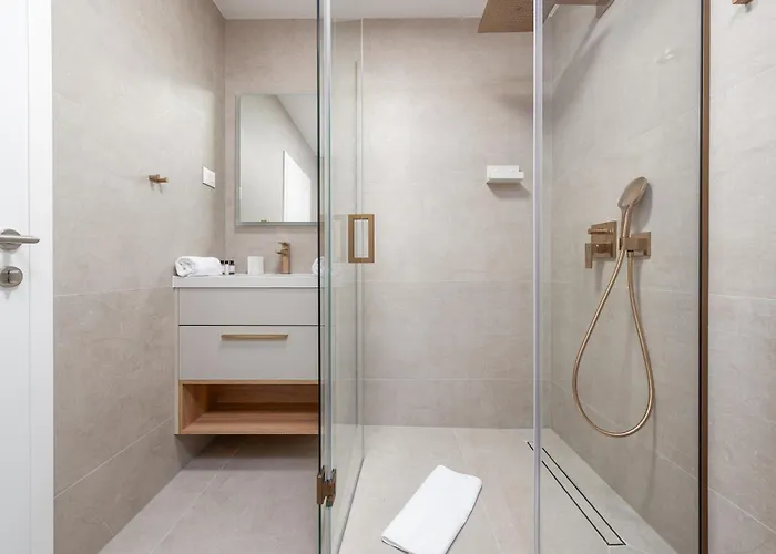 Διαμέρισμα & Niko *